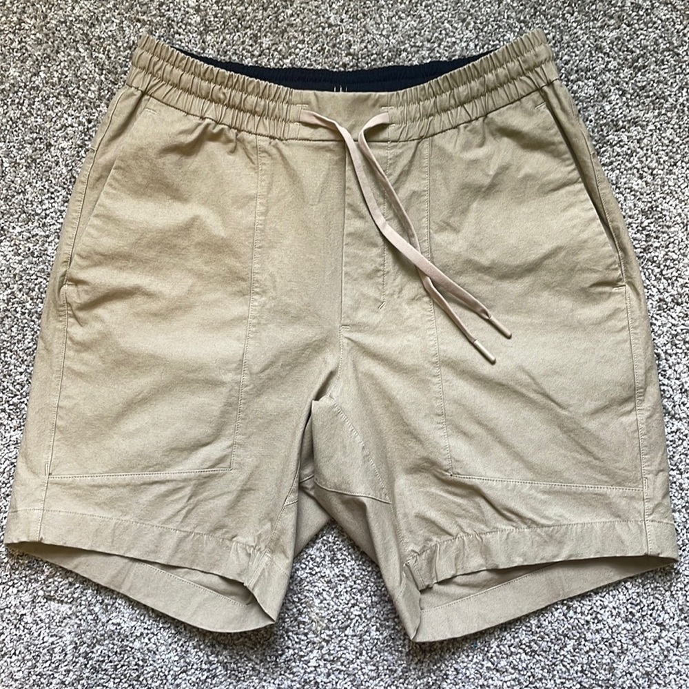 Men’s Small Lululemon Bowline Shorts Earth Dye 8’’ inch